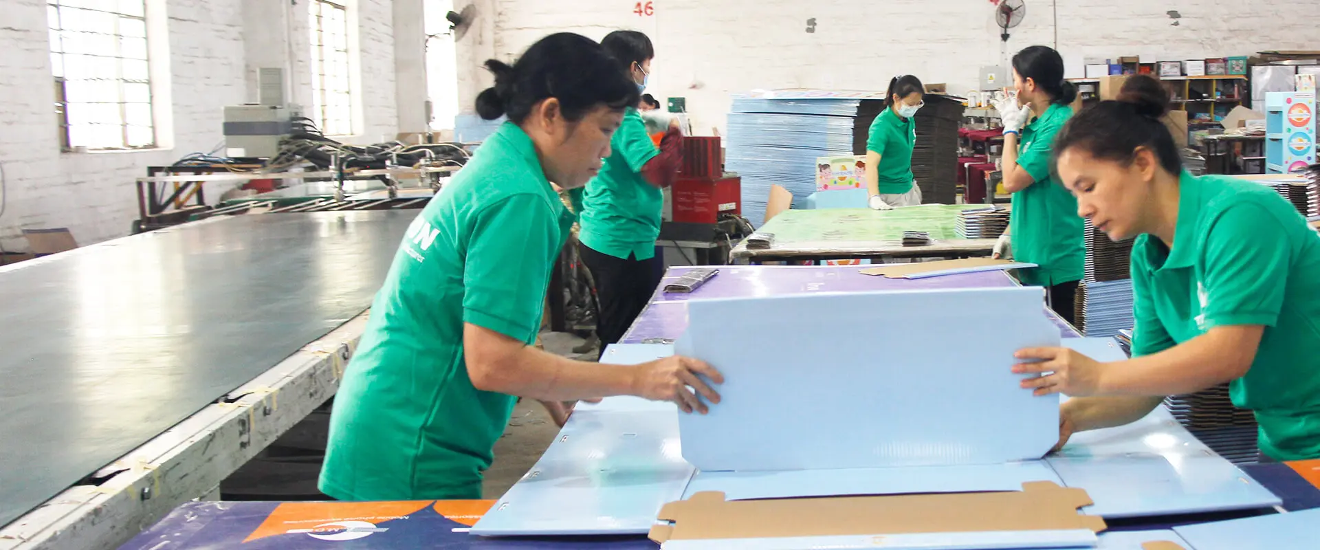 cardboard displays manufacturer